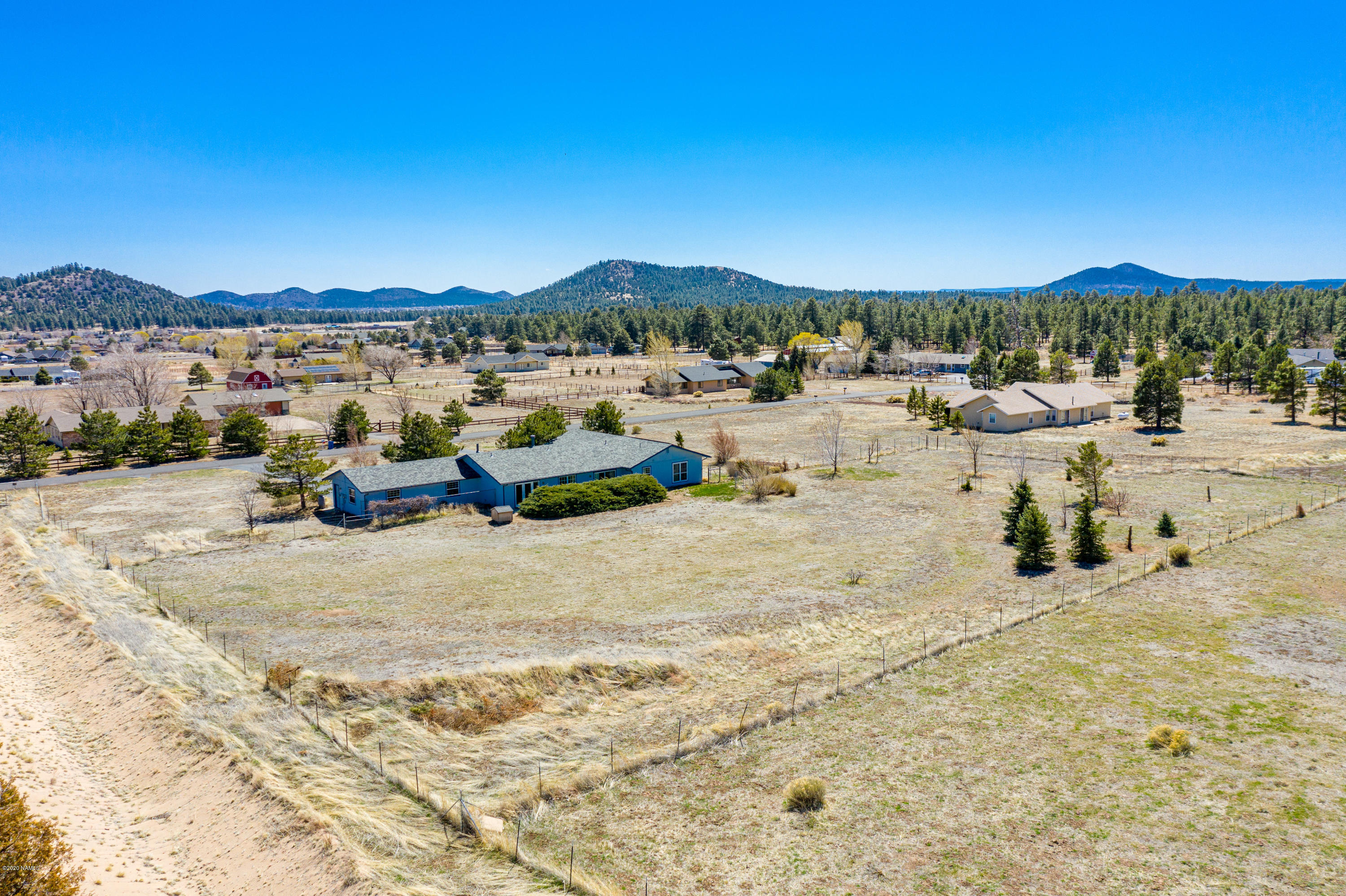 10910 Rodeo Road Flagstaff, AZ 86004 - Photo 8 of 38 Property