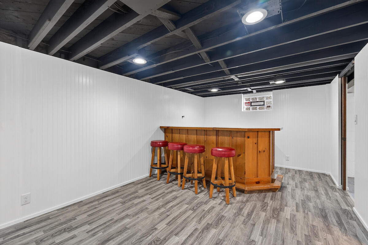 7042 Lone Elm Drive Caledonia, WI 53402 - Photo 19 of 28 Basement Bar