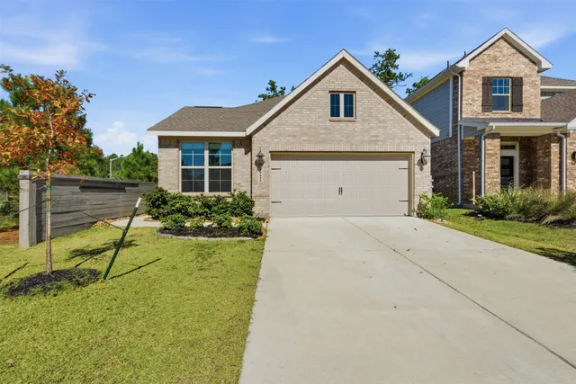 $2,500 | 15623 Red Panda Road, Conroe, TX 77302