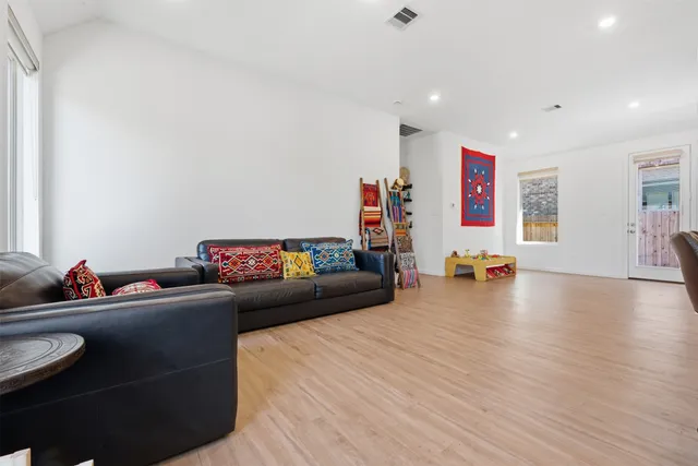 $2,500 | 15623 Red Panda Road, Conroe, TX 77302