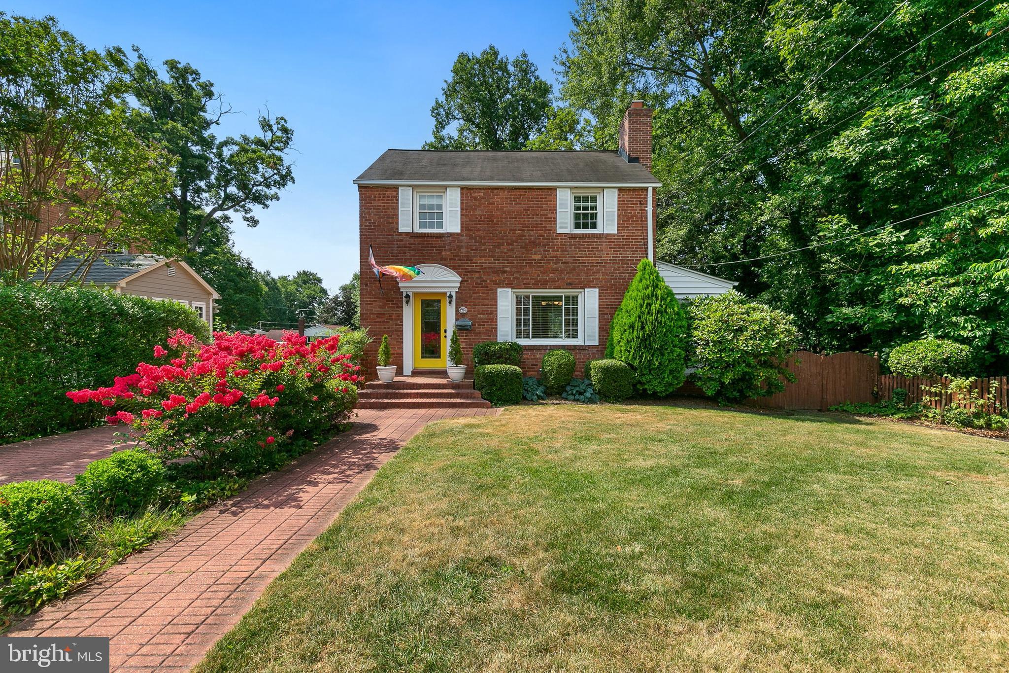 2714 Harmon Road Silver Spring, MD 20902 - Photo 3 of 68