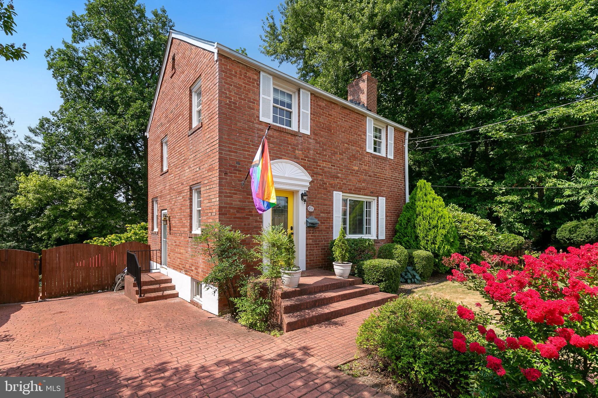 2714 Harmon Road Silver Spring, MD 20902 - Photo 4 of 68