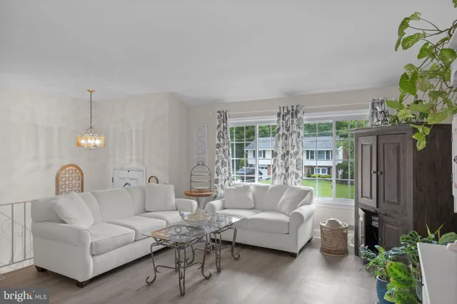 $479,900 | 122 Hamilton Road, Marlton, NJ 08053