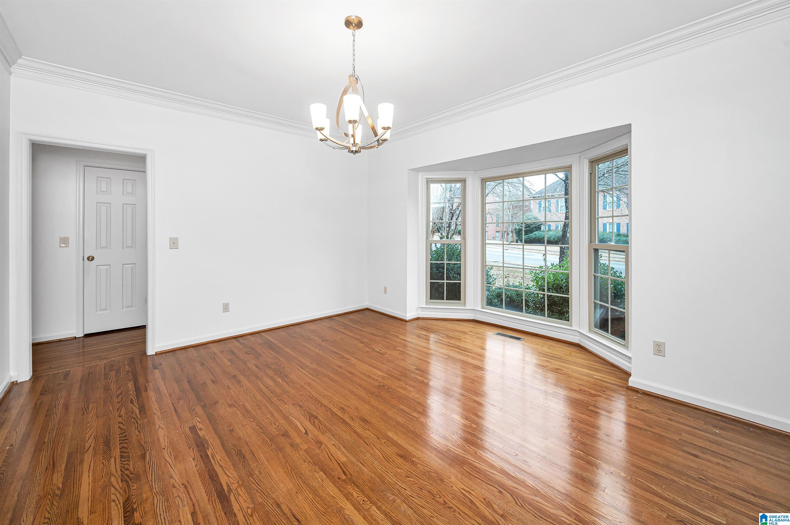 429 Cedar Trace Birmingham, AL 35244 - Photo 8 of 48