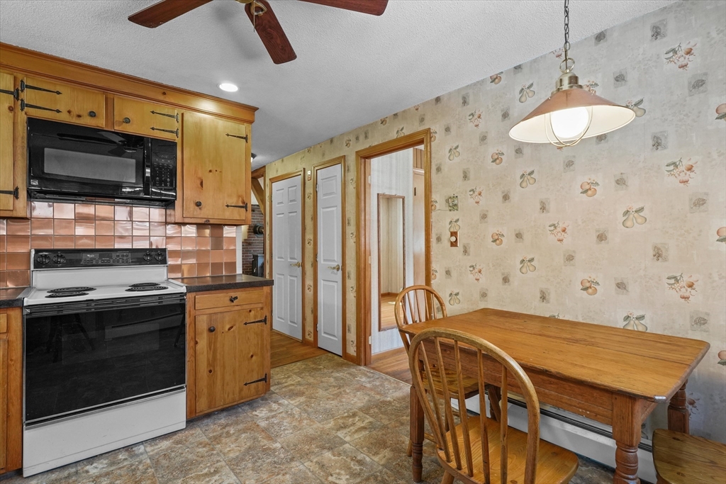 30 Crimson Road Billerica, MA 01821 - Photo 12 of 35