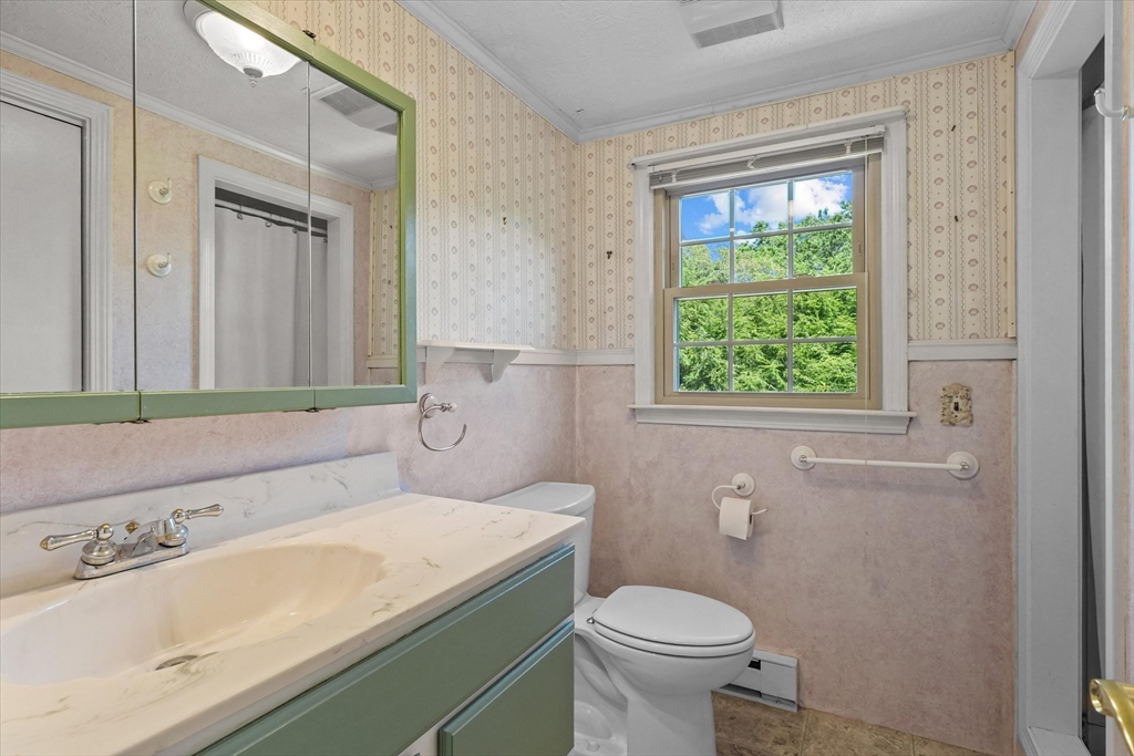 30 Crimson Road Billerica, MA 01821 - Photo 15 of 35