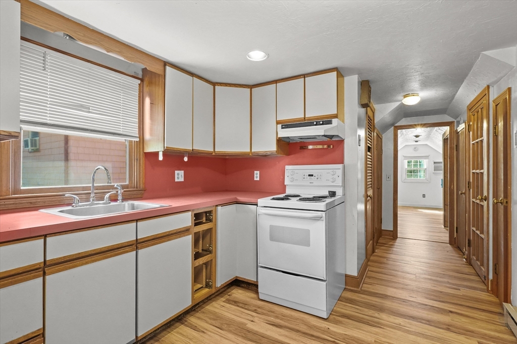 30 Crimson Road Billerica, MA 01821 - Photo 25 of 35