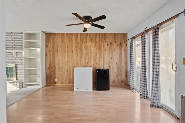 $300,000 | 1508 South Pawnee Circle, Olathe, KS 66062