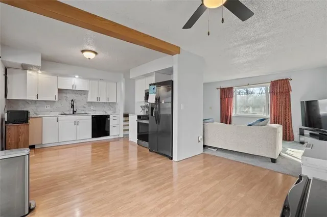 $300,000 | 1508 South Pawnee Circle, Olathe, KS 66062