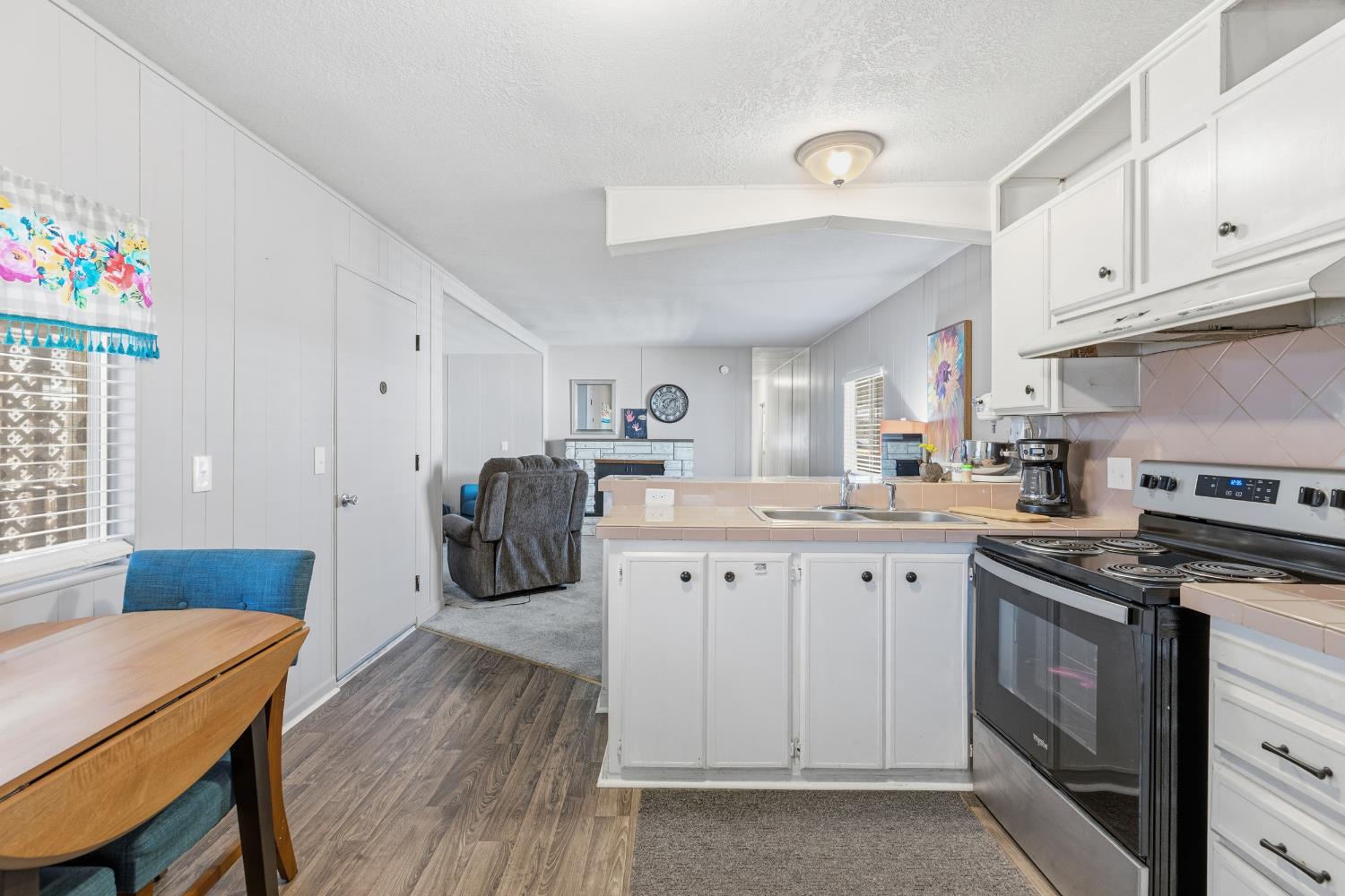 1400 North Tully Road, Unit 187 Turlock, CA 95380 - Photo 9 of 26