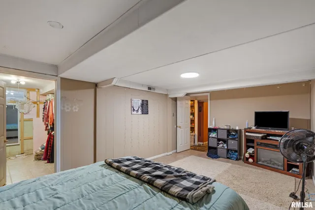 $290,000 | 3309 33rd Ave Court, Rock Island, IL 61201