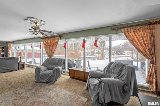 $290,000 | 3309 33rd Ave Court, Rock Island, IL 61201