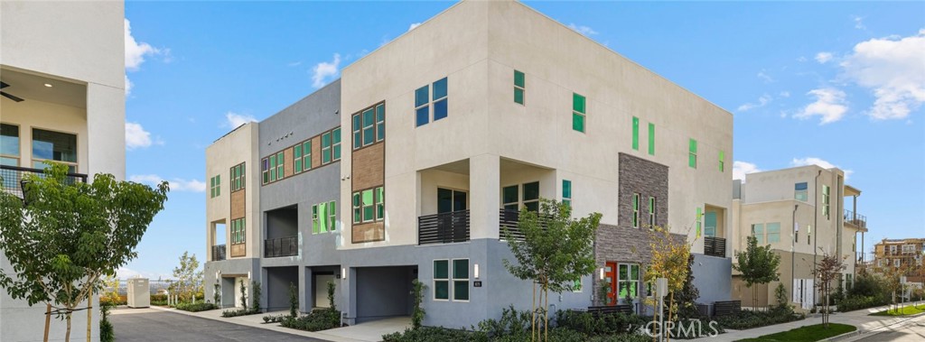 348 Mulberry Place Montebello, CA 90640 - Photo 33 of 39 a view of a building with a street