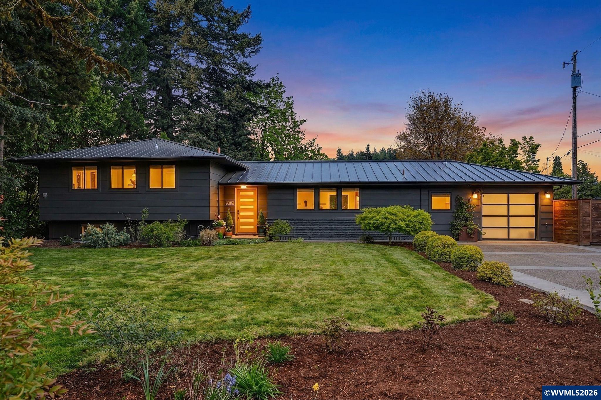 1017 Northwest Jones Avenue Albany, OR 97321 - Photo 2 of 50