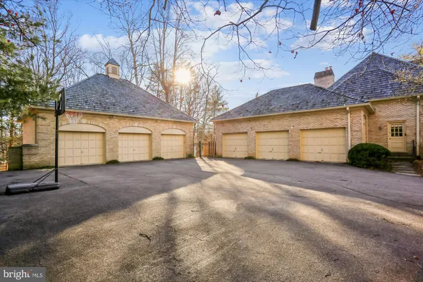 $8,500 | 9939 Bentcross Drive, Potomac, MD 20854