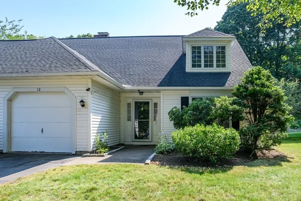 $3,800 | 12 Homeward Lane, Unit 12, Natick, MA 01760