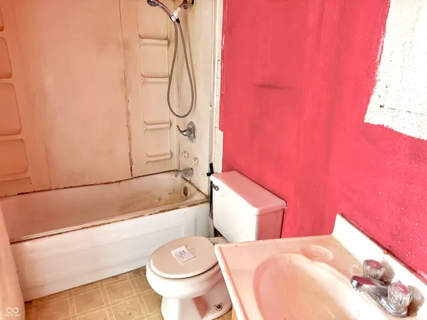 $120,000 | 328-330 West Mechanic Street, Shelbyville, IN 46176
