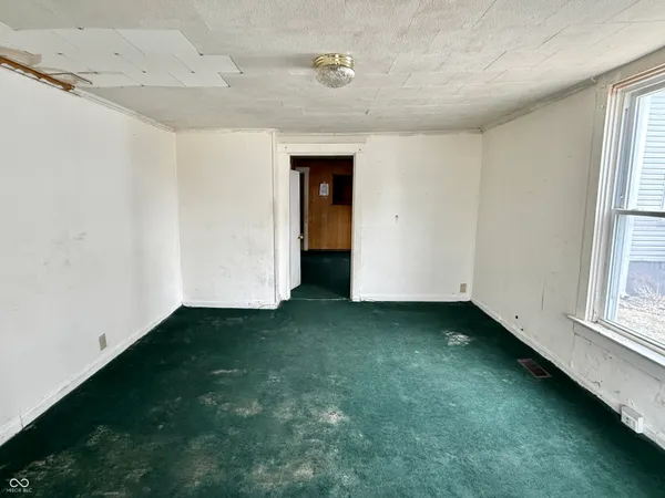$120,000 | 328-330 West Mechanic Street, Shelbyville, IN 46176