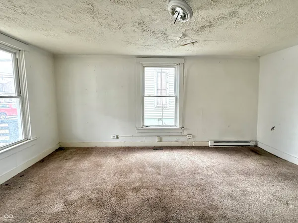 $120,000 | 328-330 West Mechanic Street, Shelbyville, IN 46176