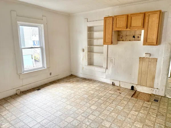 $120,000 | 328-330 West Mechanic Street, Shelbyville, IN 46176