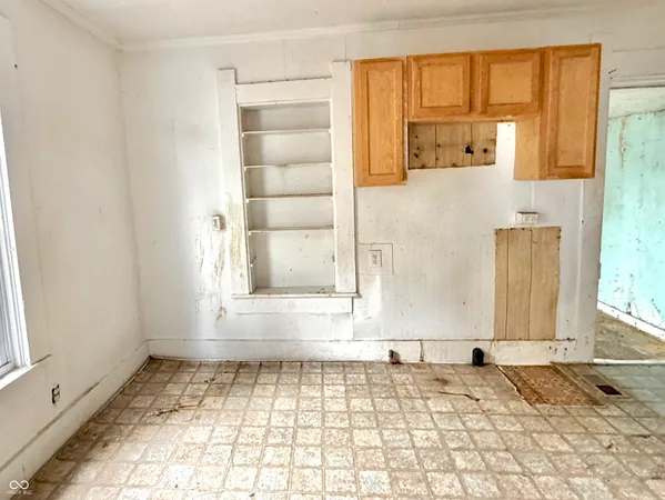 $120,000 | 328-330 West Mechanic Street, Shelbyville, IN 46176