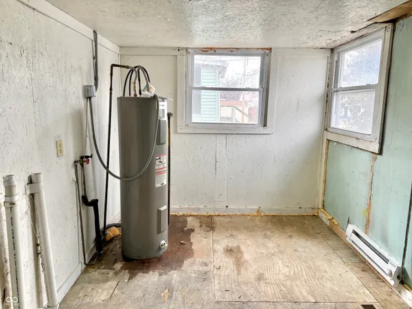 $120,000 | 328-330 West Mechanic Street, Shelbyville, IN 46176