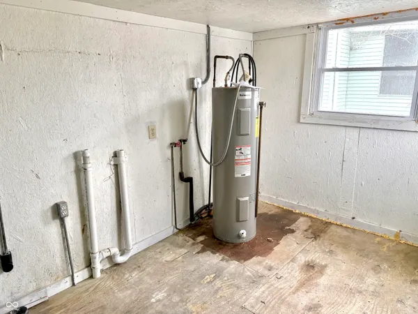 $120,000 | 328-330 West Mechanic Street, Shelbyville, IN 46176