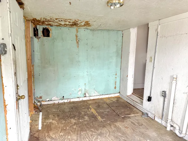 $120,000 | 328-330 West Mechanic Street, Shelbyville, IN 46176