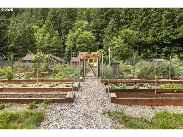 $16,900 | 10235 Ridgeview Terrace, Birkenfeld, OR 97016