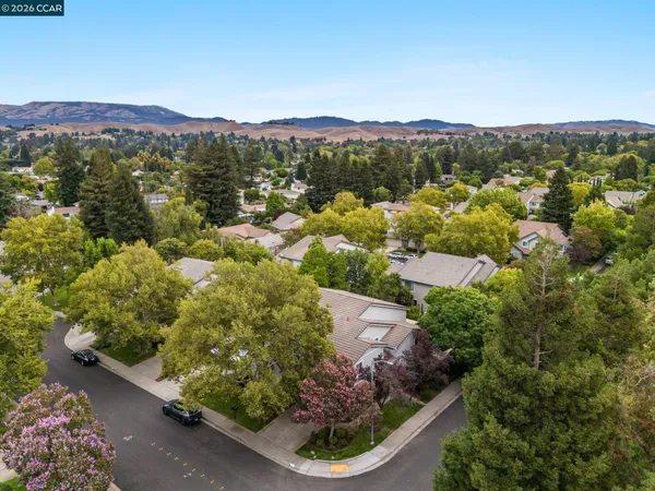 $1,330,000 | 5 San Carlo Court, Danville, CA 94526