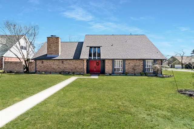 $474,900 | 3705 Old Oaks Drive, Bryan, TX 77802