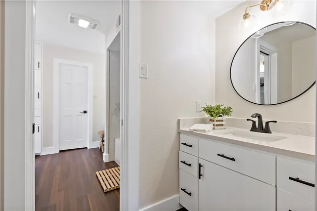 $474,900 | 3705 Old Oaks Drive, Bryan, TX 77802