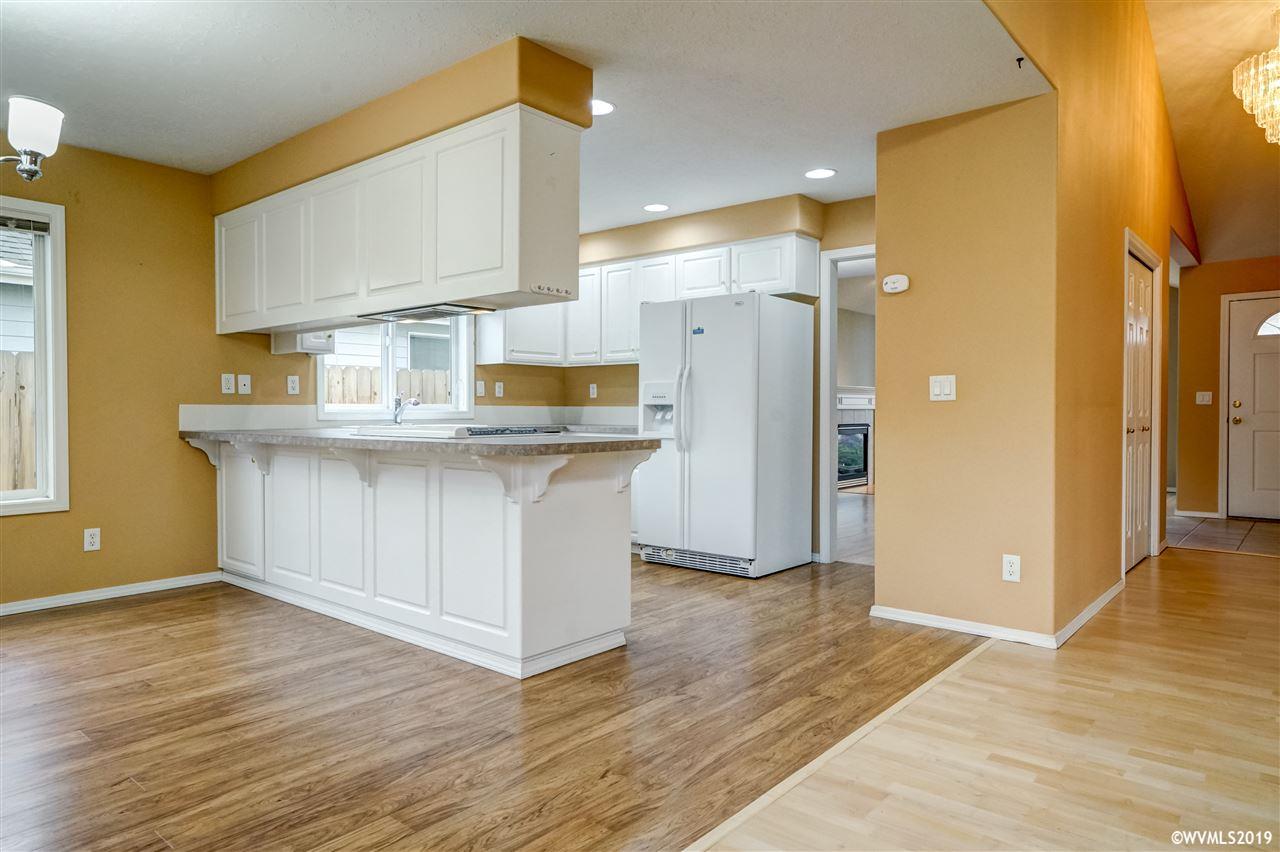 5201 Falcon Street Southwest Albany, OR 97321 - Photo 13 of 38 Gallery Image 13