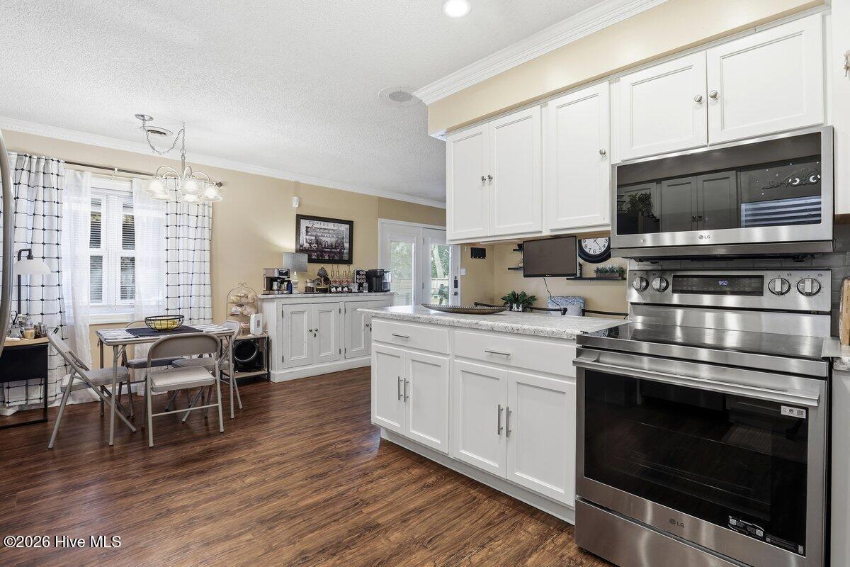 810 Williams Road New Bern, NC 28562 - Photo 5 of 34 810 Williams Rd-26