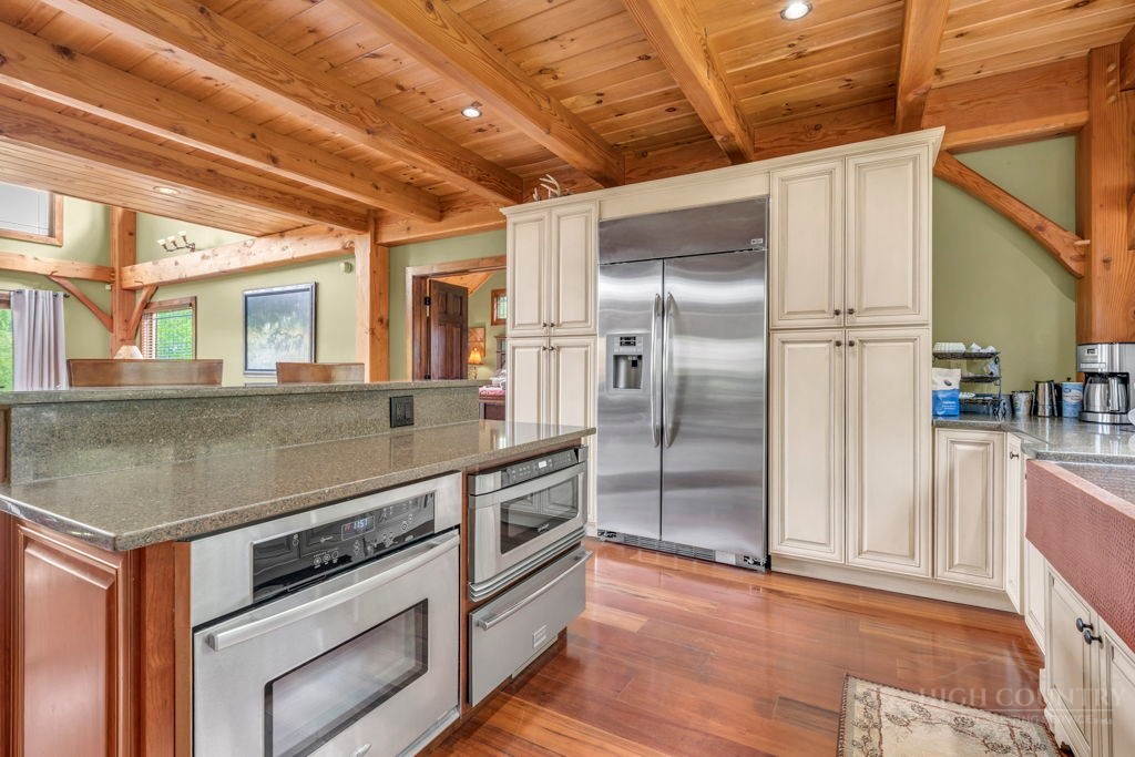 476 Double Knob Road Banner Elk, NC 28604 - Photo 15 of 50 Gallery Image 15