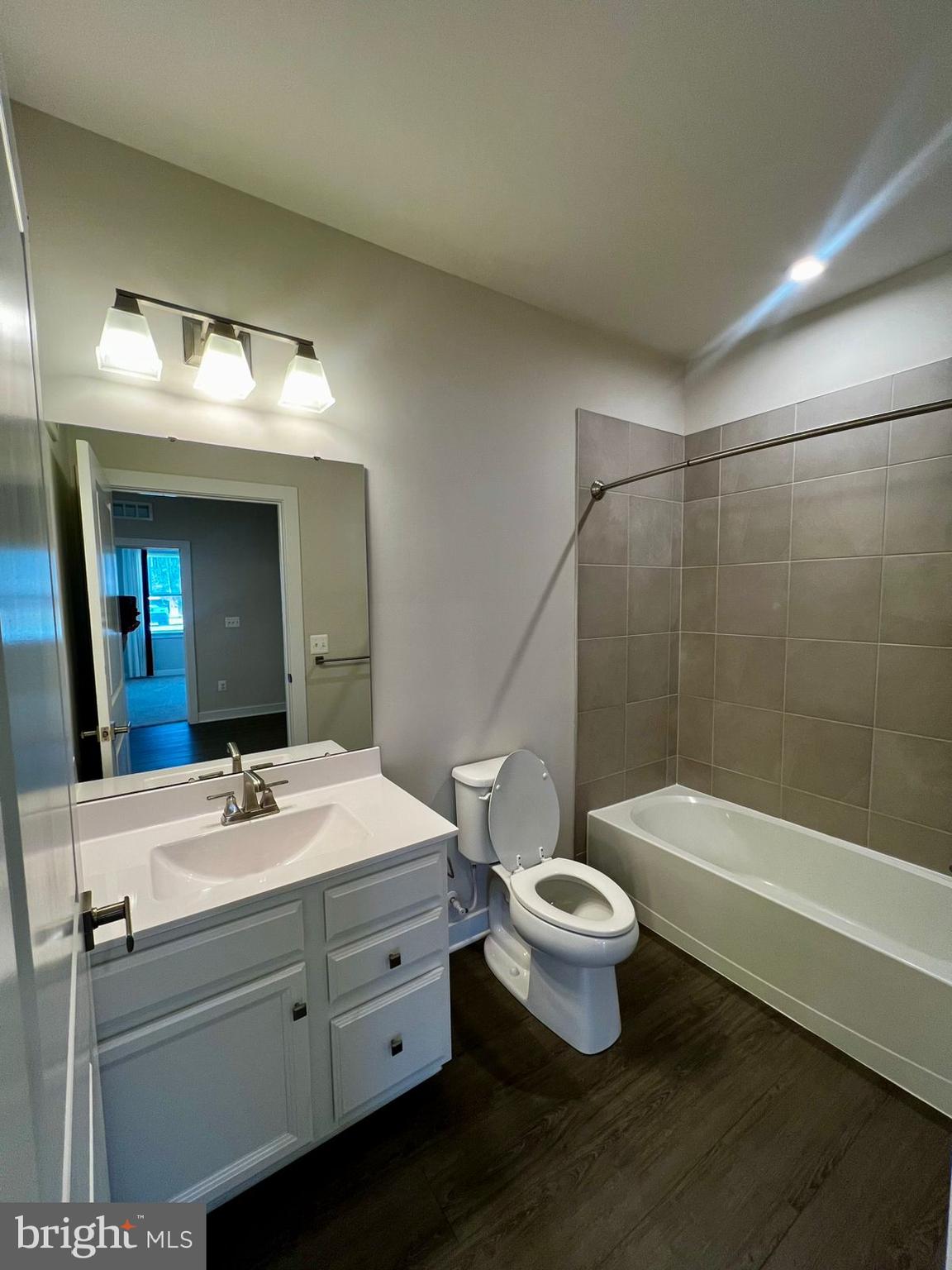 10421 Resort Road, Unit F Ellicott City, MD 21042 - Photo 23 of 24 Bathroom #1