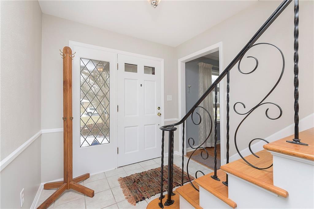 6226 Brokenhurst Road Indianapolis, IN 46220 - Photo 4 of 46 Gallery Image 4