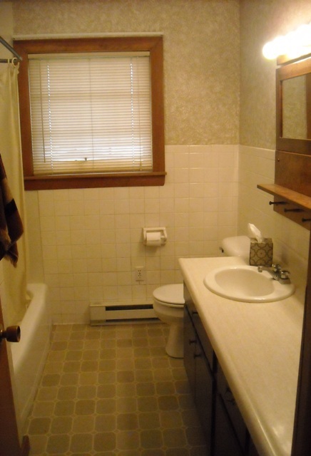 18409 Woodburn Road Woodburn, IN 46797 - Photo 15 of 17 Gallery Image 15