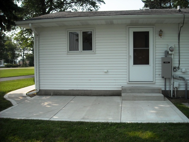 18409 Woodburn Road Woodburn, IN 46797 - Photo 6 of 17 Gallery Image 6