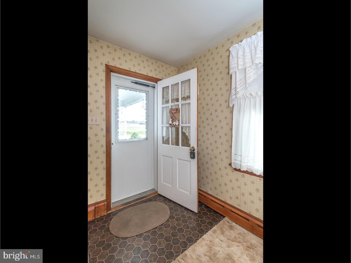 1330 Frye Road Pennsburg, PA 18073 - Photo 6 of 25 Gallery Image 6