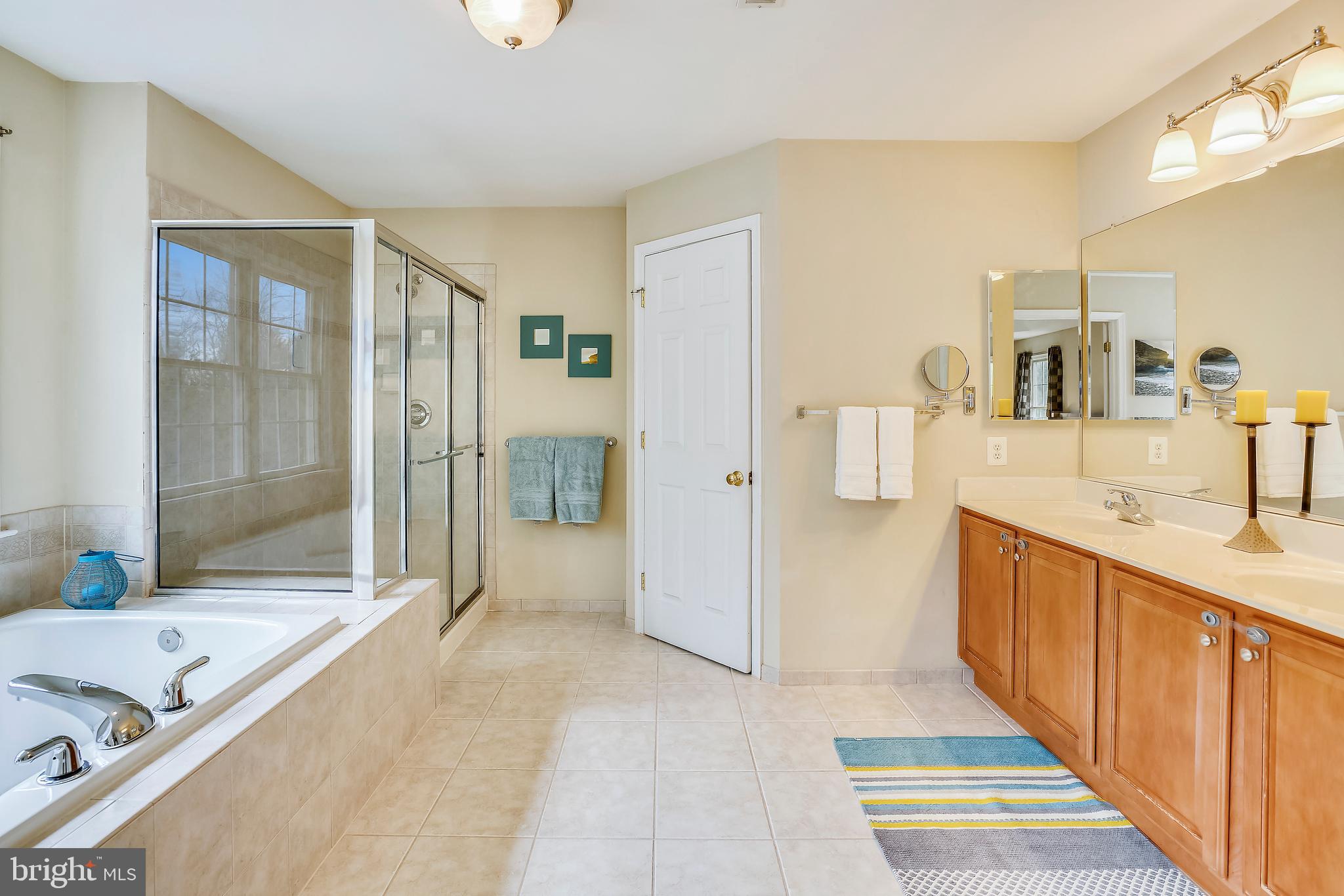 9617 Dapper Town Row Laurel, MD 20723 - Photo 23 of 36 Luxurious Master Bathroom