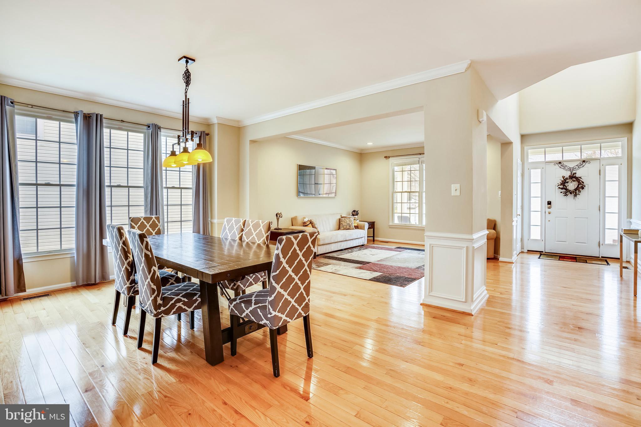 9617 Dapper Town Row Laurel, MD 20723 - Photo 7 of 36 Spacious areas for entertaining