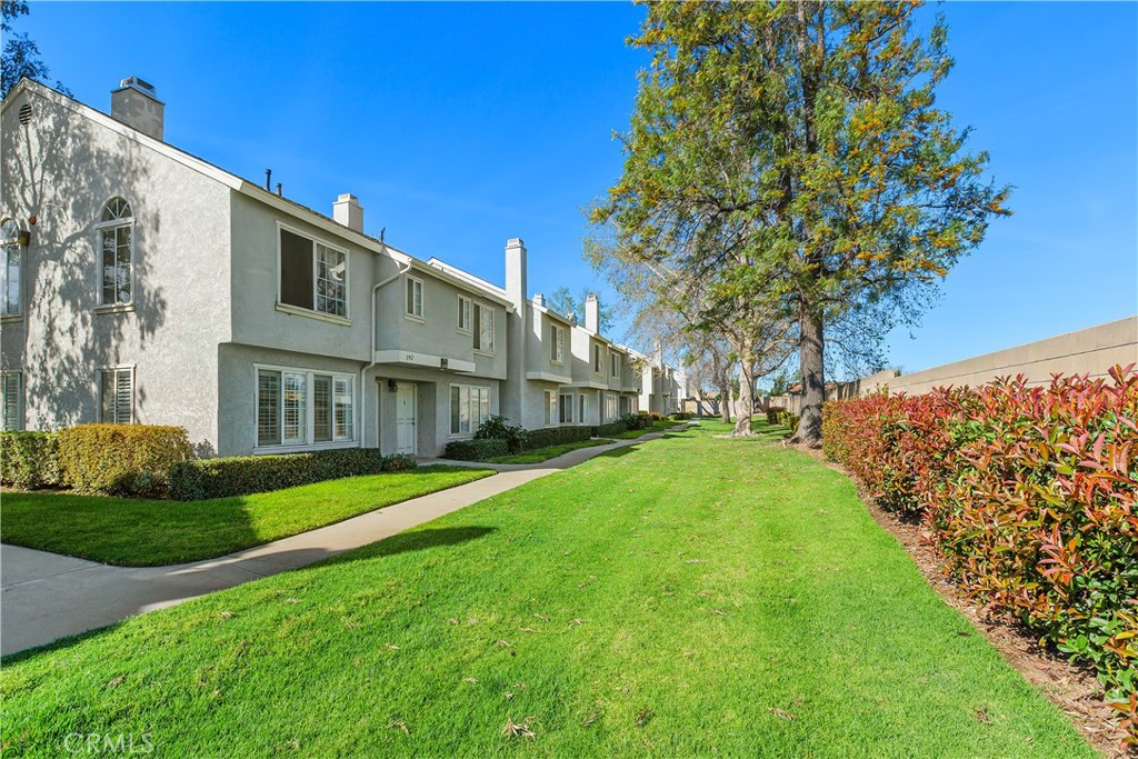 192 West Walnut Avenue, Unit A Rialto, CA 92376 - Photo 1 of 25