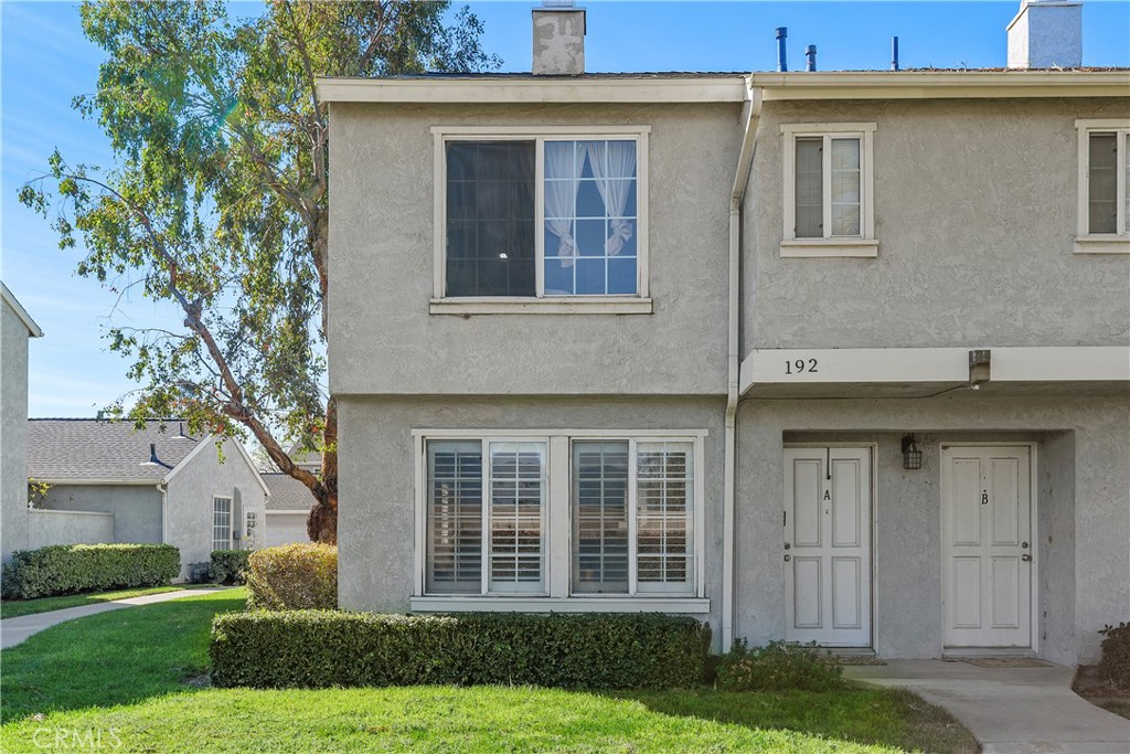 192 West Walnut Avenue, Unit A Rialto, CA 92376 - Photo 2 of 25