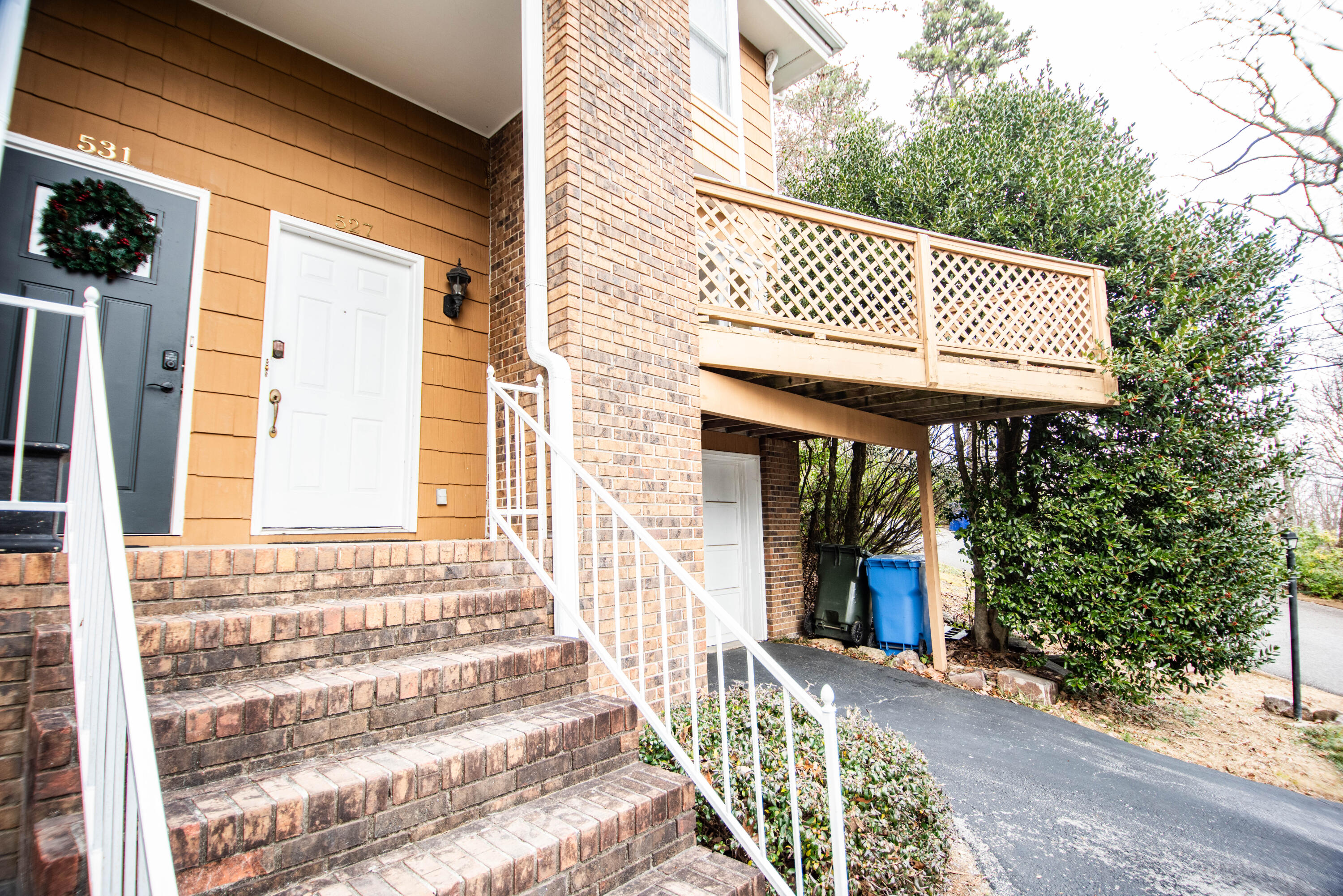 527 Winterview Lane Chattanooga, TN 37409 - Photo 3 of 53 Winterview 3