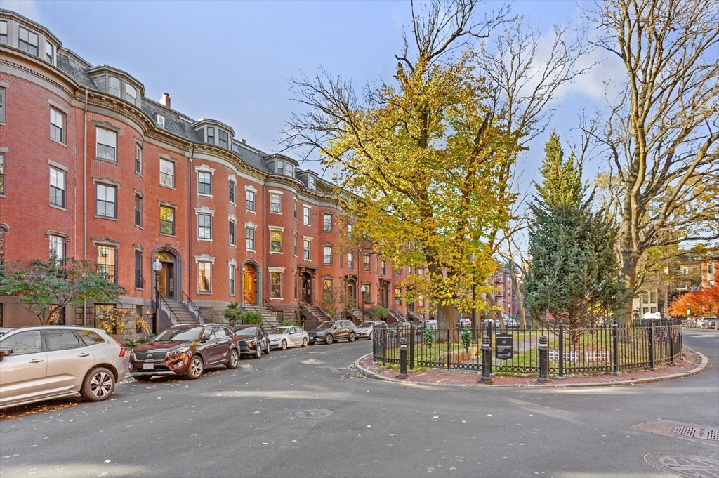 41 Worcester Square, Unit 7 Boston, MA 02118 - Photo 11 of 12