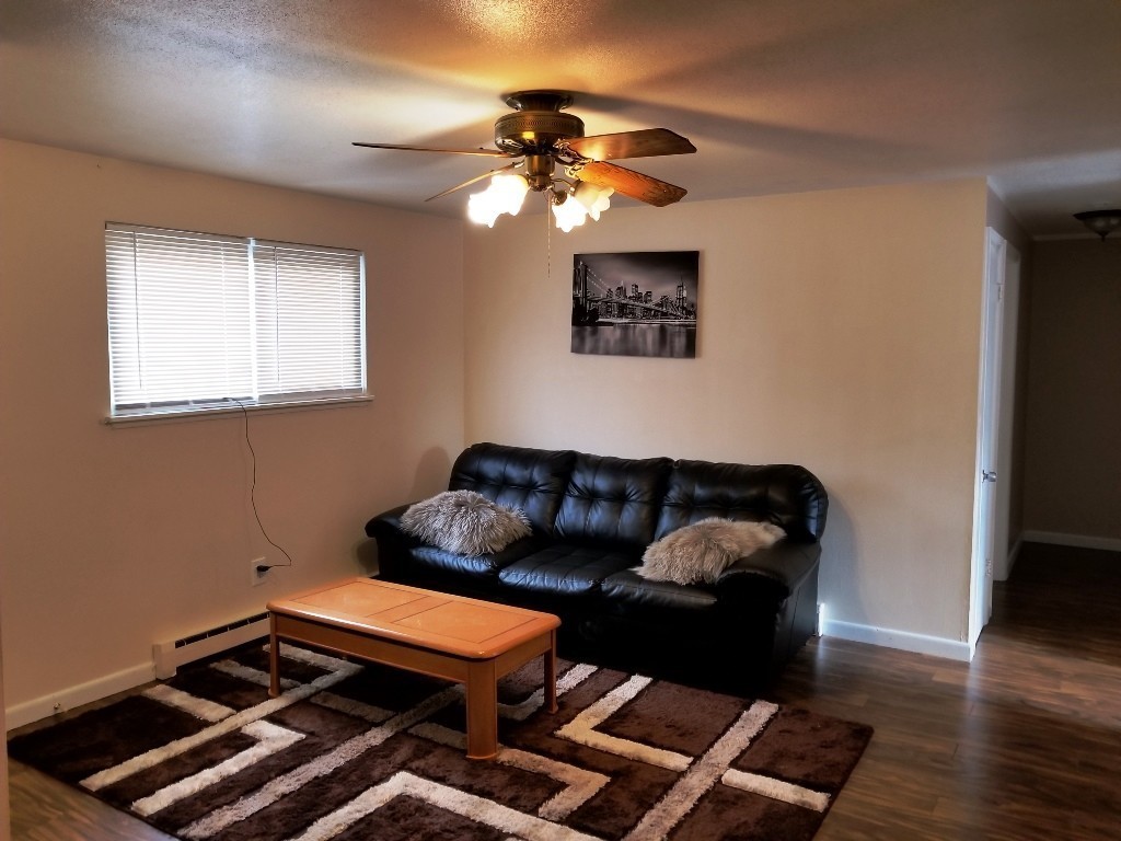 455 Old Field Road Chicopee, MA 01013 - Photo 2 of 23 Gallery Image 2