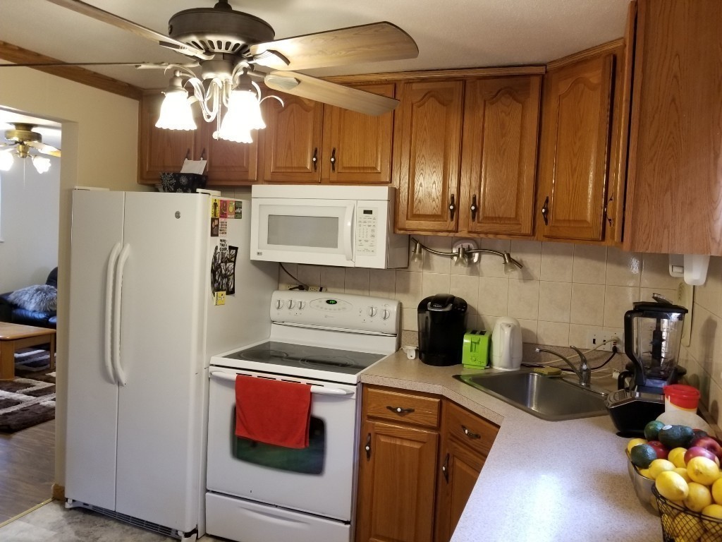 455 Old Field Road Chicopee, MA 01013 - Photo 5 of 23 Gallery Image 5