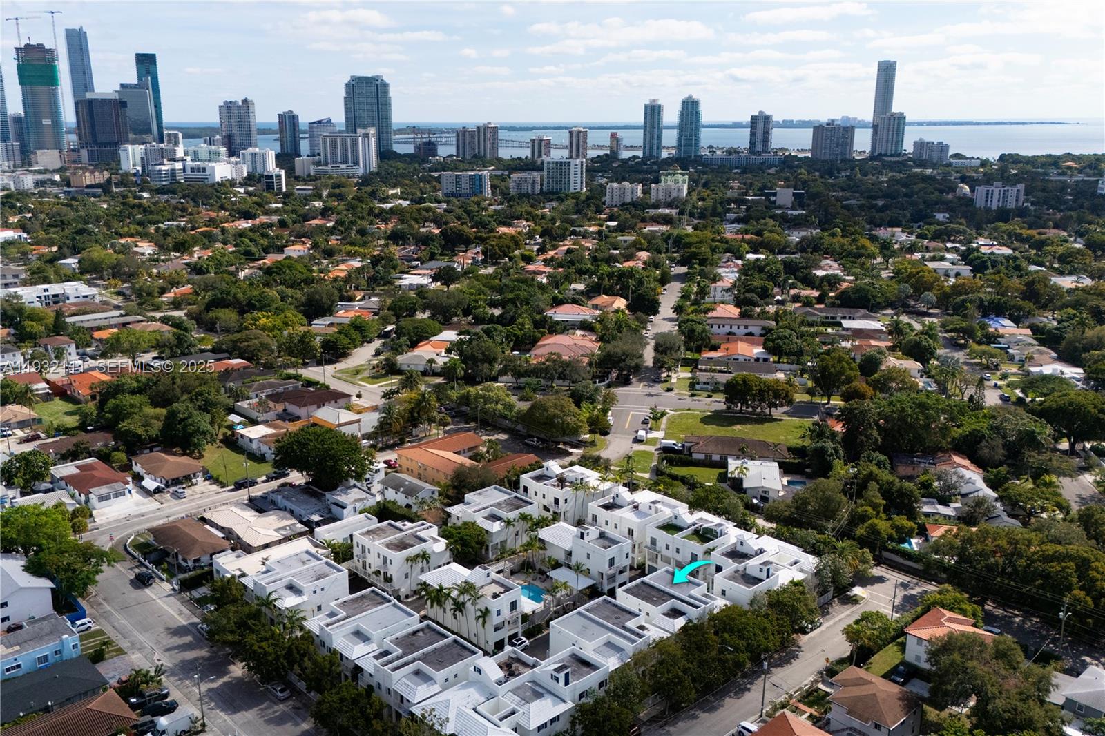 929 Southwest 11th Street, Unit H2 Miami, FL 33129 - Photo 45 of 46 an aerial view of a city with lots of residential buildings