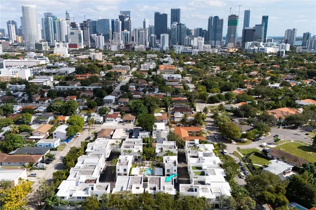 $888,986 | 929 Southwest 11th Street, Unit H2, Miami, FL 33129